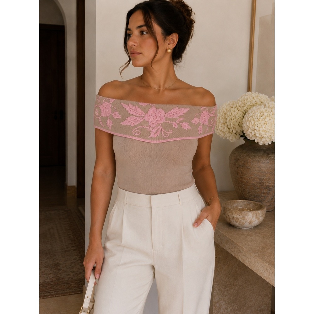 Y2K BCBG Max Azria Embroidered Knit‎ Top XL Beige Pink Floral Portrait Neck NWT